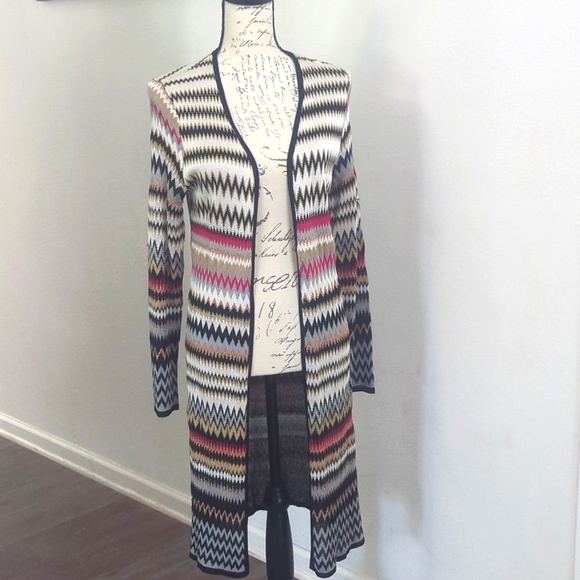 CHICO'S - Picture 2 of 6